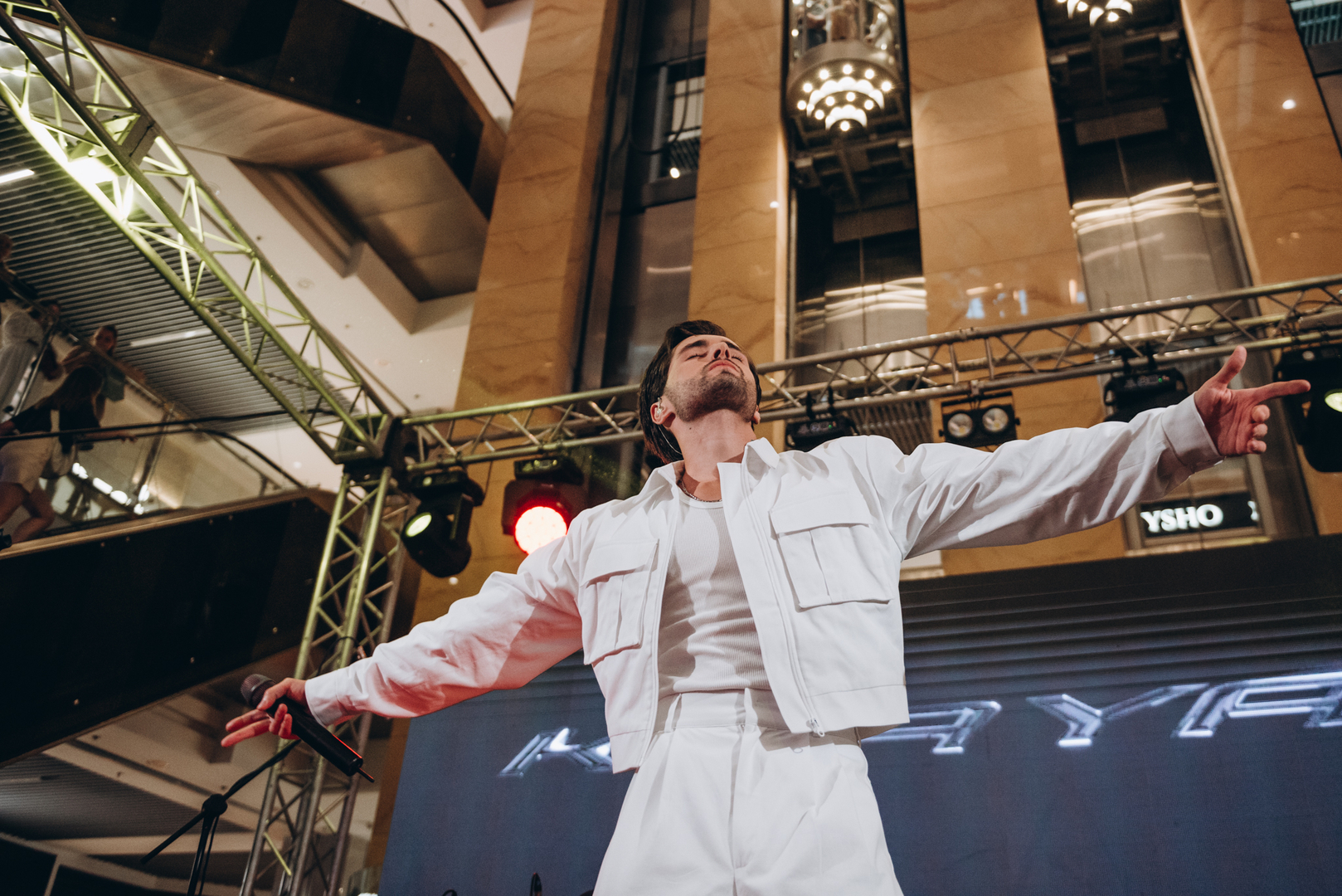 Диван-тур в ТРЦ Gulliver image-118