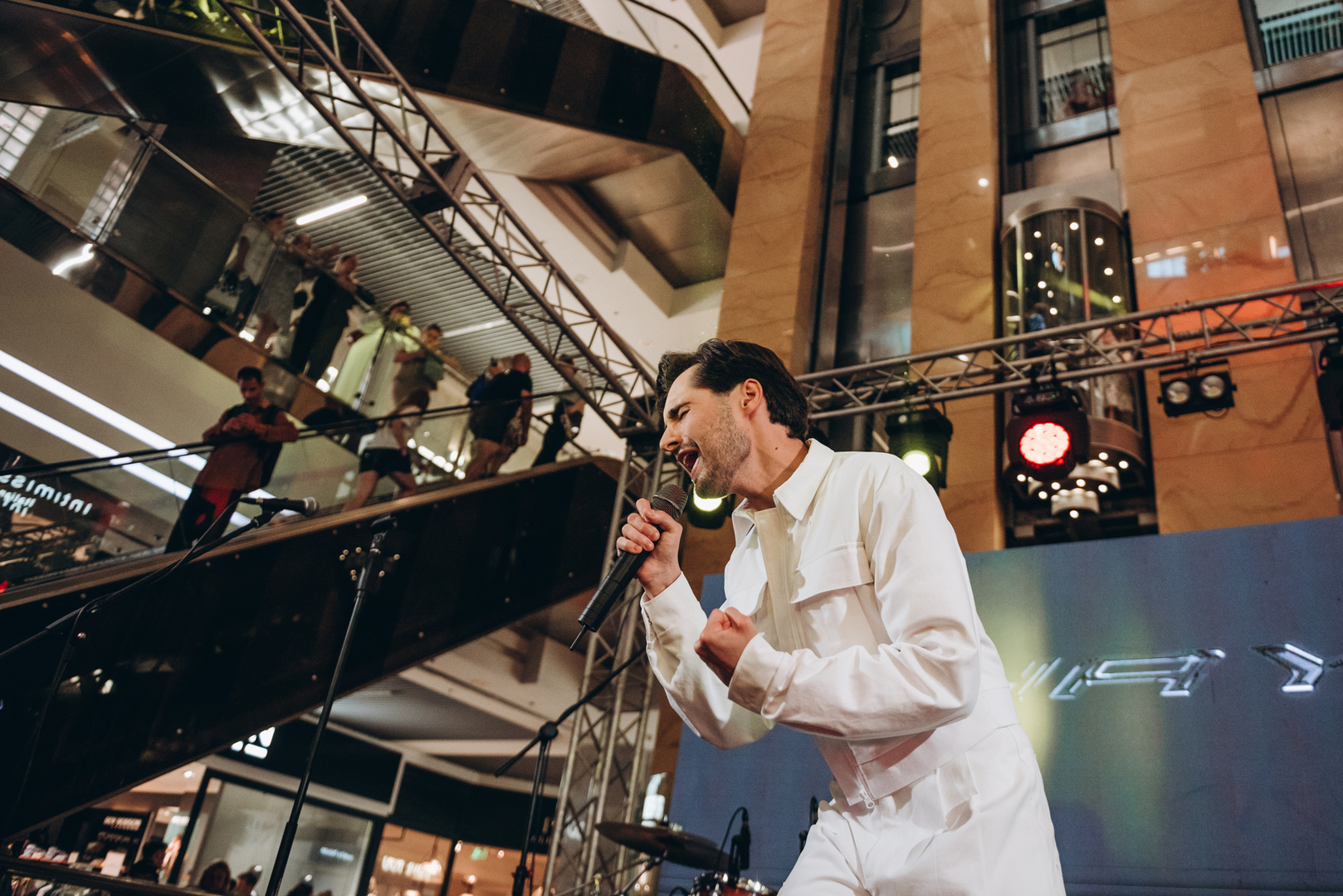 Диван-тур в ТРЦ Gulliver image-125