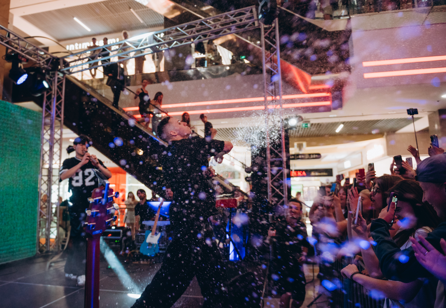 Диван-тур в ТРЦ Gulliver image-180