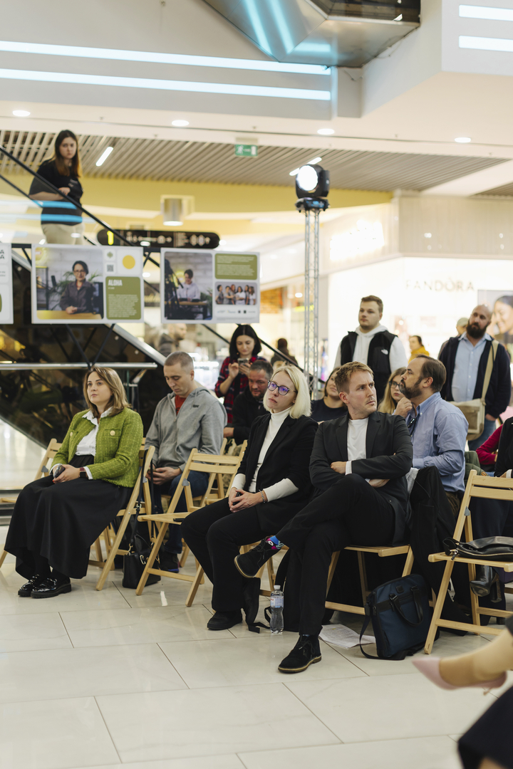 Opening of the exhibition &quot;Time to create your own: grants for veterans and spouses&quot; image-57