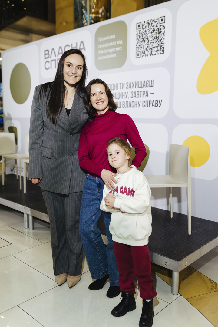 Opening of the exhibition &quot;Time to create your own: grants for veterans and spouses&quot; image-125