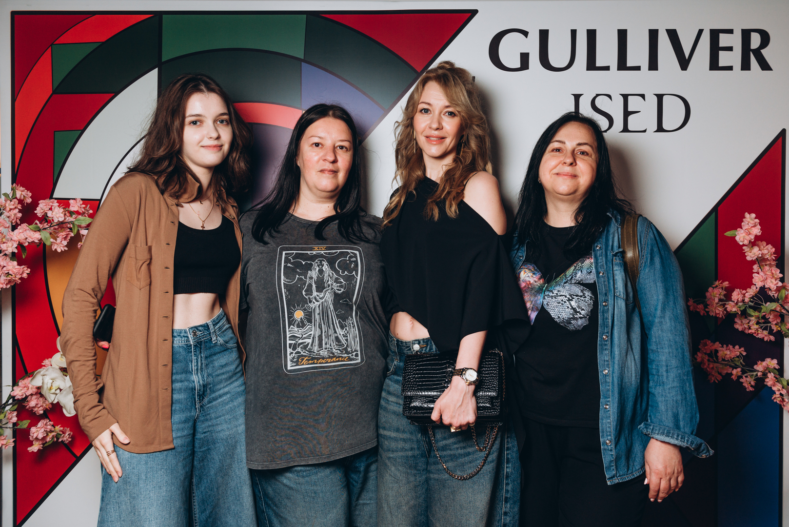 Колабарація ISED x GULLIVER за мотивамиОлександри Екстер image-92