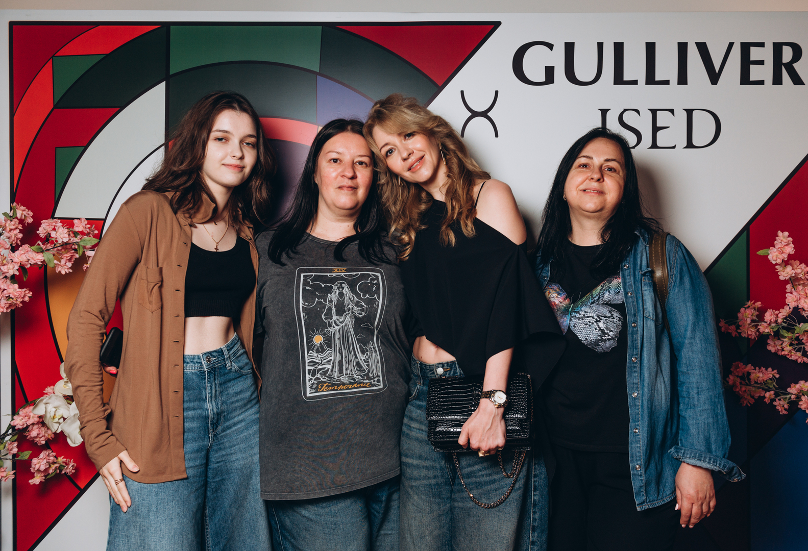 Колабарація ISED x GULLIVER за мотивамиОлександри Екстер image-112