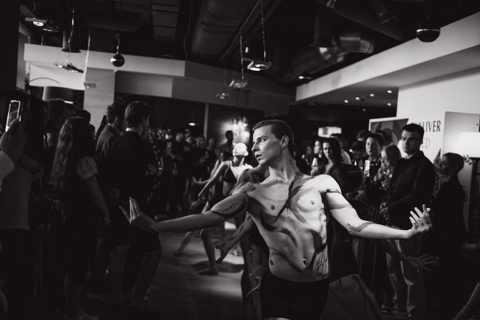 Колабарація ISED x GULLIVER за мотивамиОлександри Екстер image-145