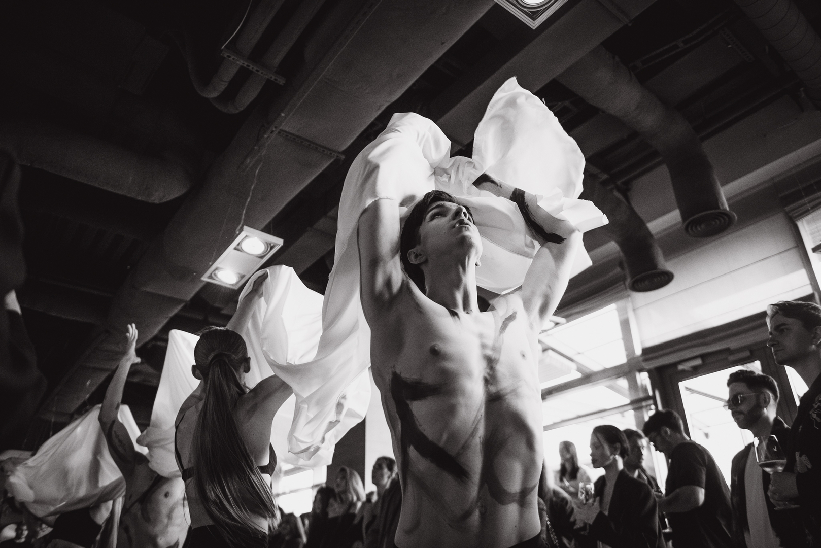 Колабарація ISED x GULLIVER за мотивамиОлександри Екстер image-154