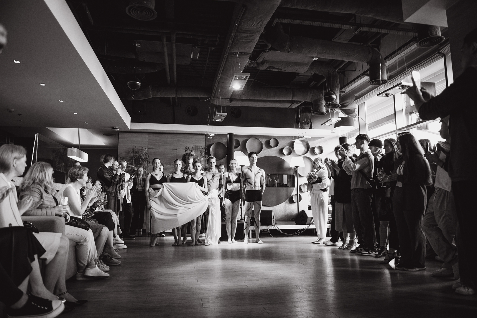 Колабарація ISED x GULLIVER за мотивамиОлександри Екстер image-171