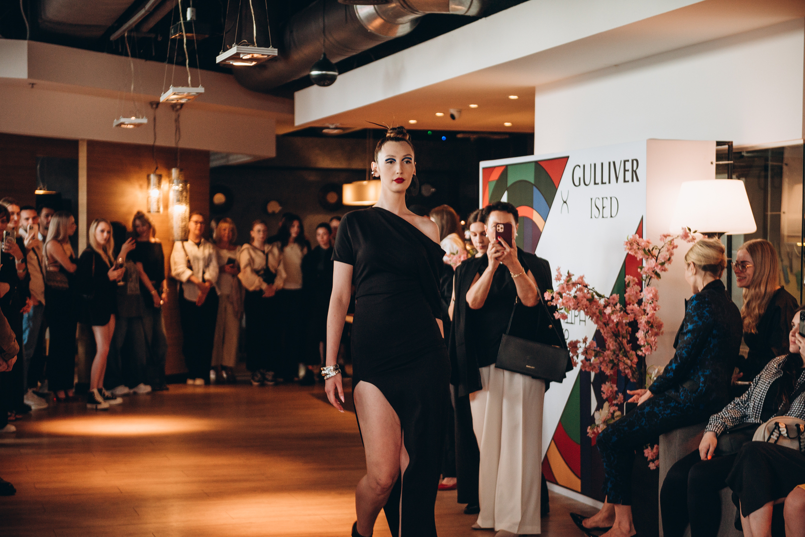 Колабарація ISED x GULLIVER за мотивамиОлександри Екстер image-207