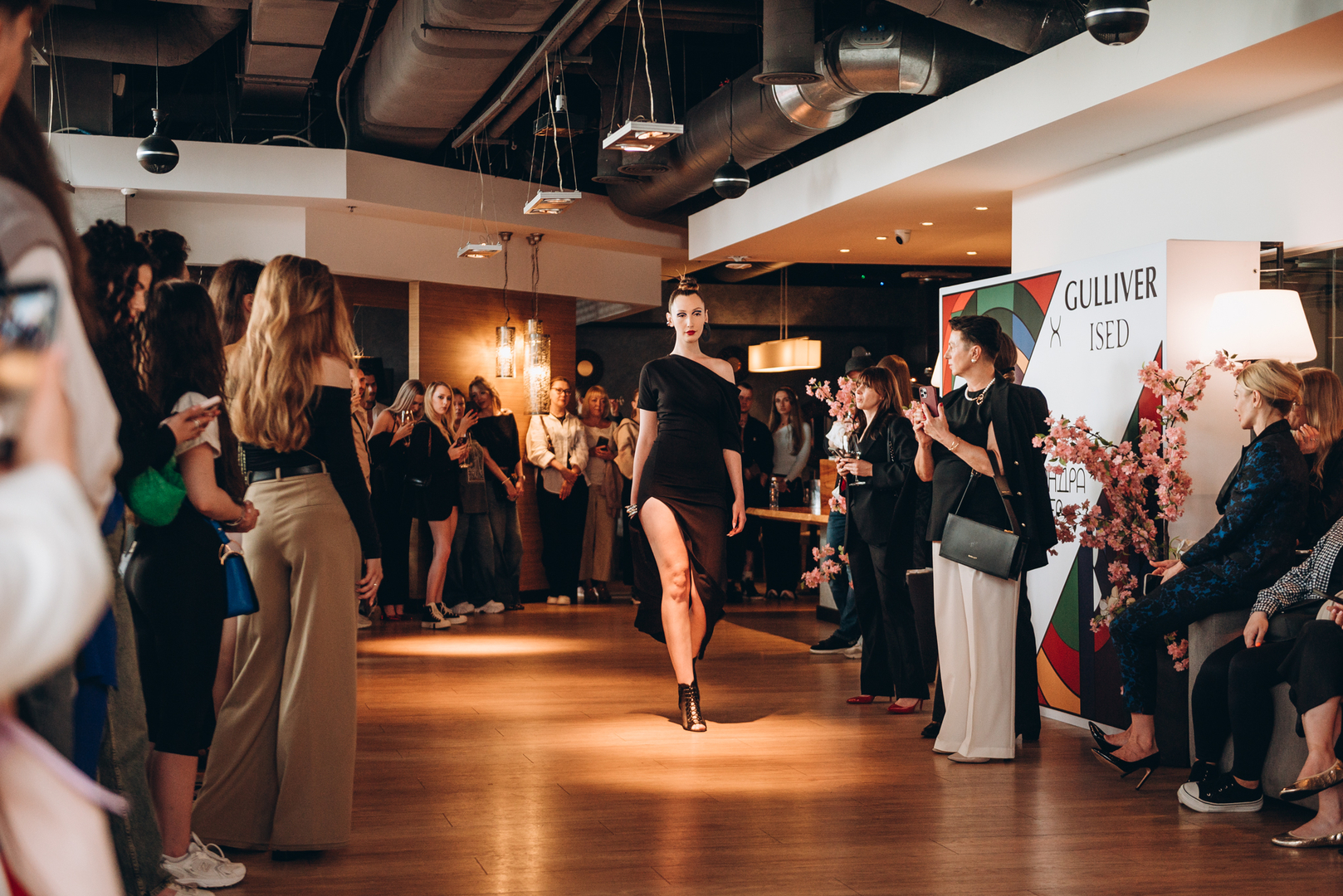 Колабарація ISED x GULLIVER за мотивамиОлександри Екстер image-230