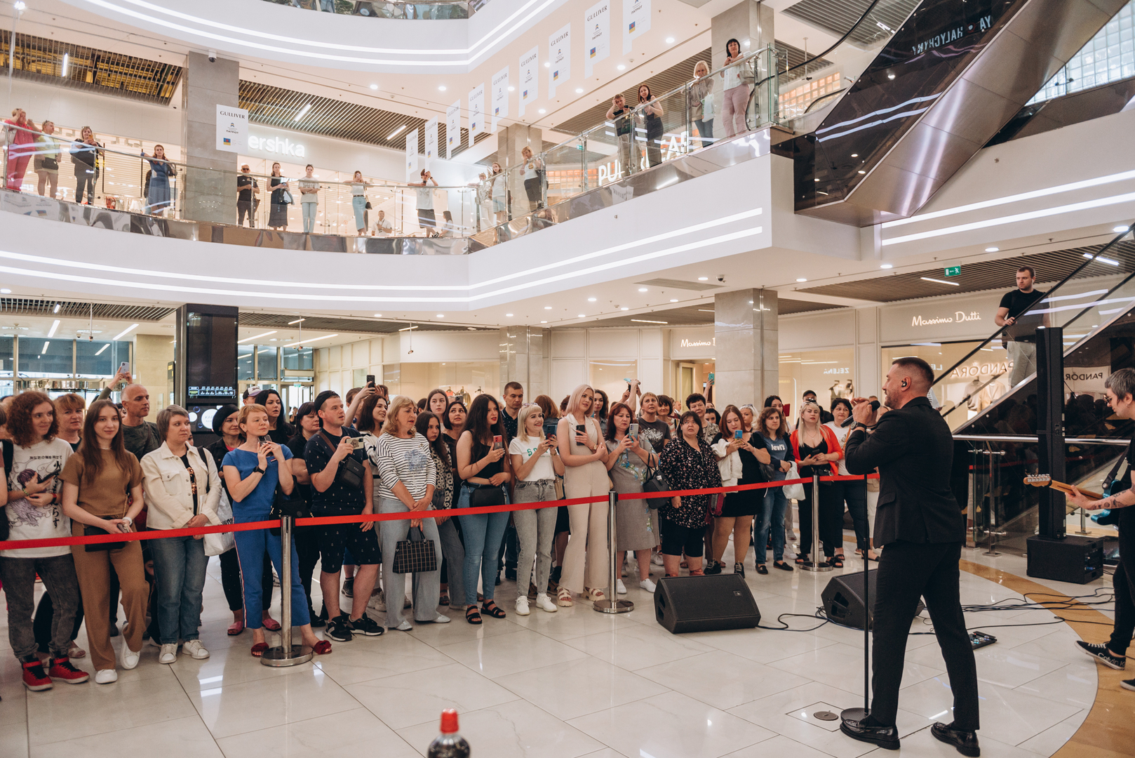 Творча зустріч та автограф-сесію Андрія Кравченка image-11