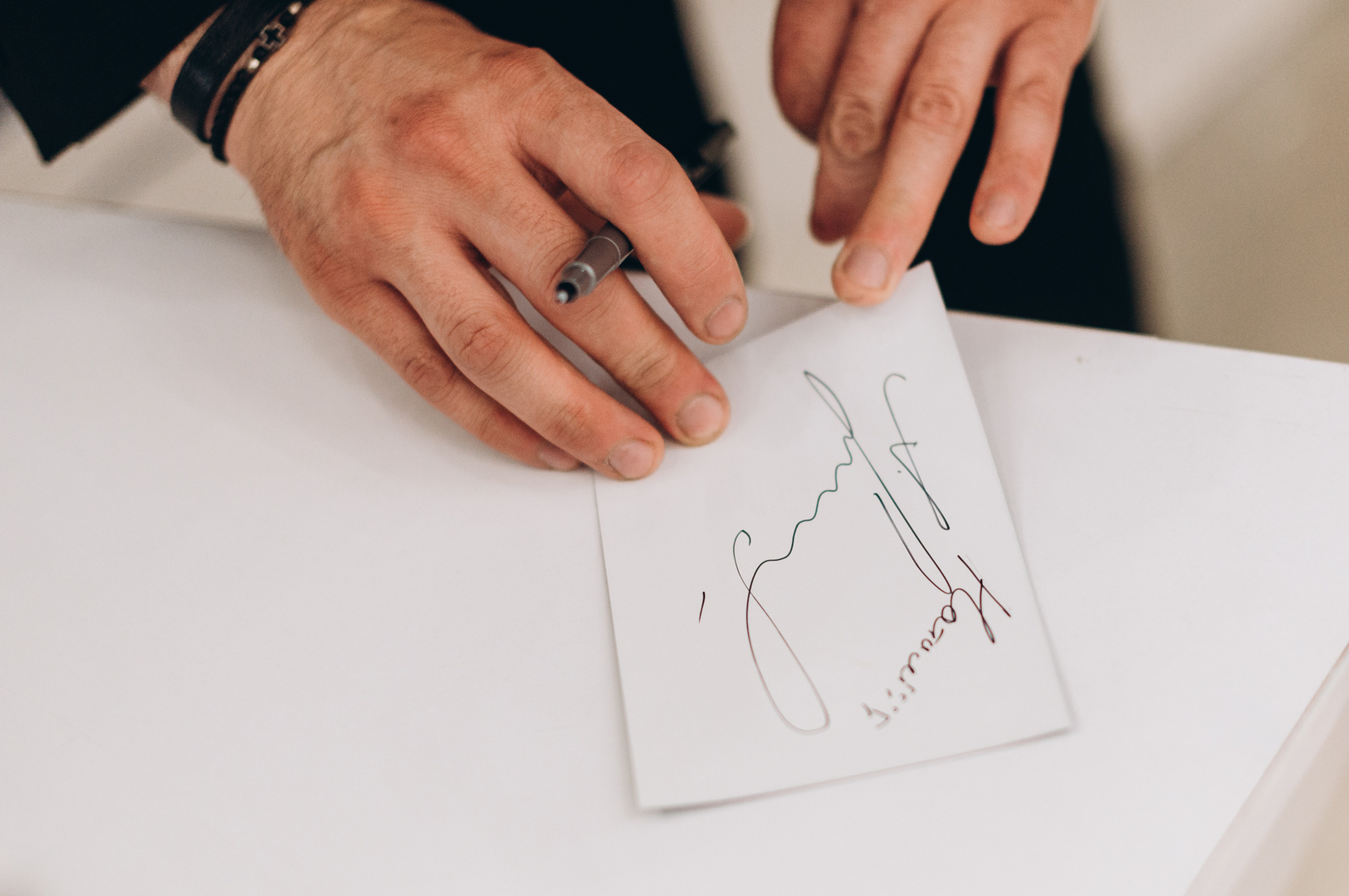 Творча зустріч та автограф-сесію Андрія Кравченка image-46