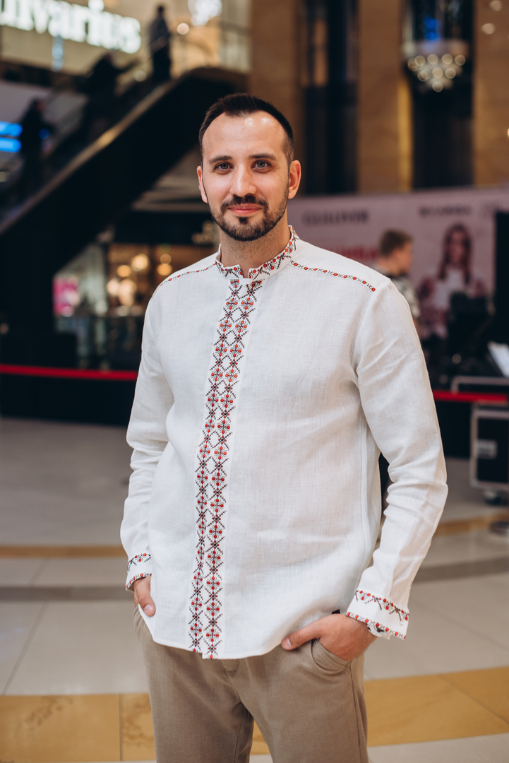 Презентація проєкту Вишивана Україна + NAZVA image-2