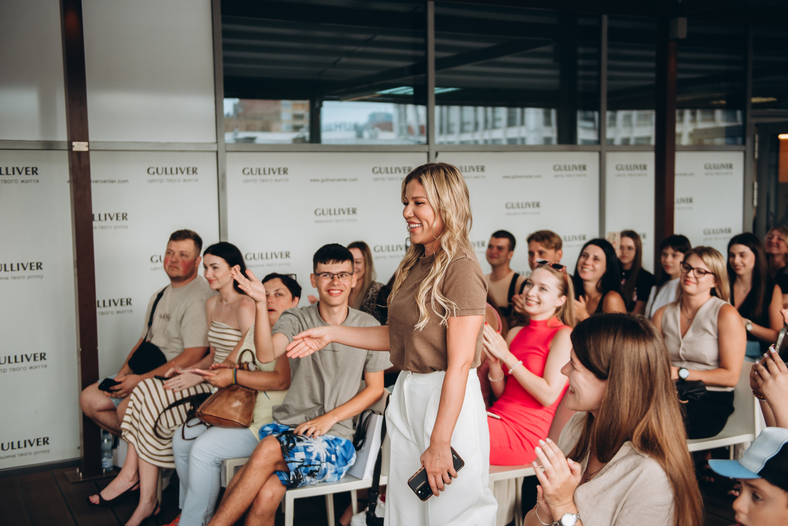 Тераса Talk з Тетяною Парфільєвою, MamaRika та Alena Omargalieva  image-10