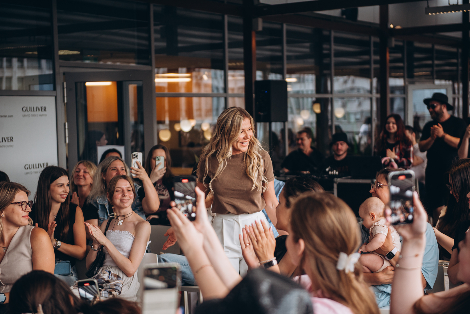 Тераса Talk з Тетяною Парфільєвою, MamaRika та Alena Omargalieva  image-13