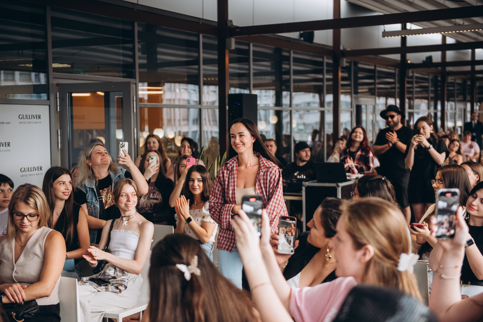 Тераса Talk з Тетяною Парфільєвою, MamaRika та Alena Omargalieva  image-22