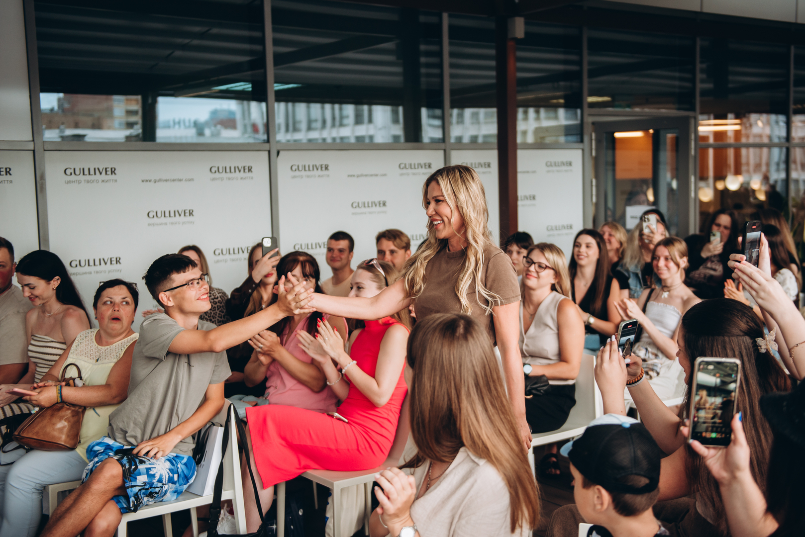 Тераса Talk з Тетяною Парфільєвою, MamaRika та Alena Omargalieva  image-27