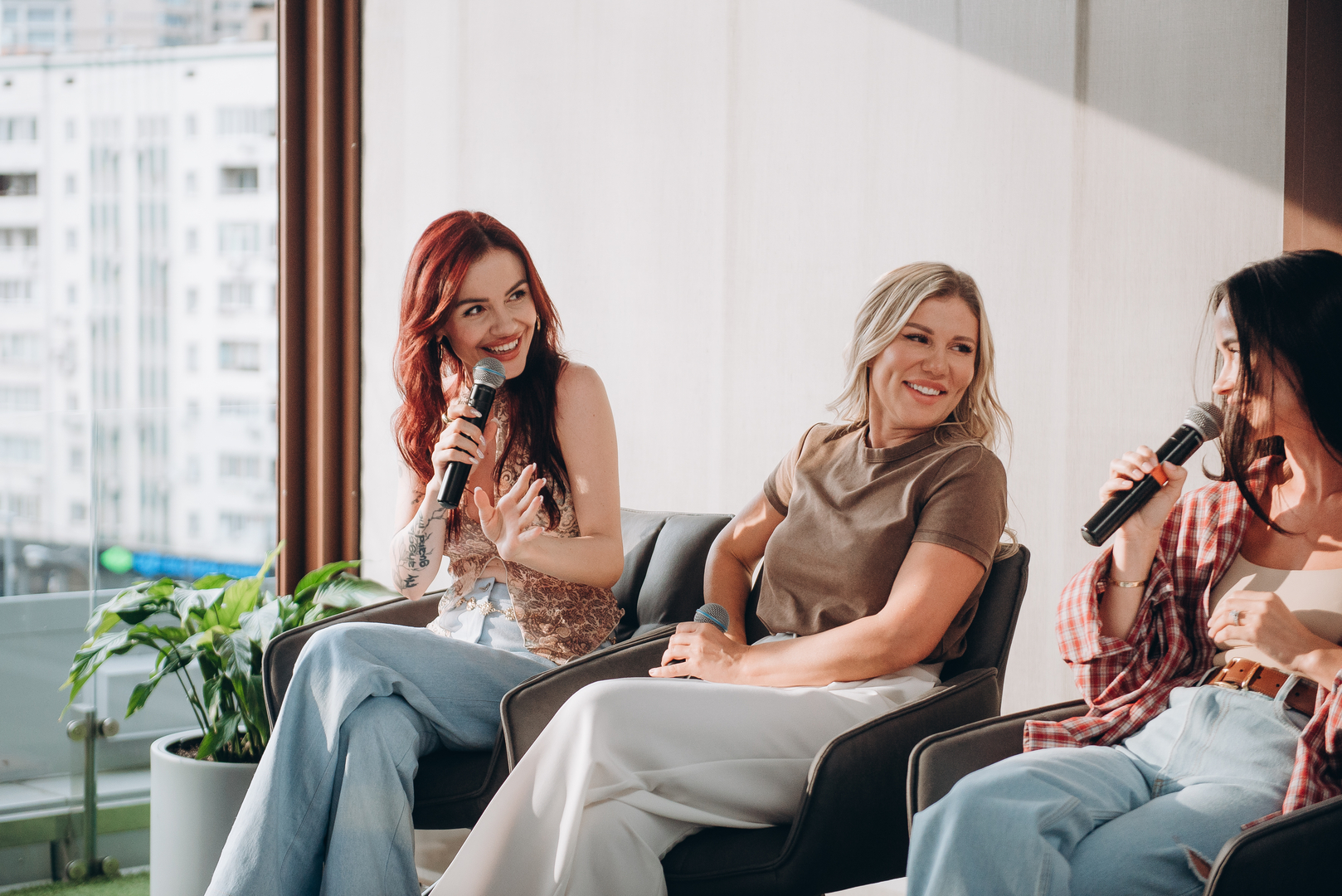 Тераса Talk з Тетяною Парфільєвою, MamaRika та Alena Omargalieva  image-92