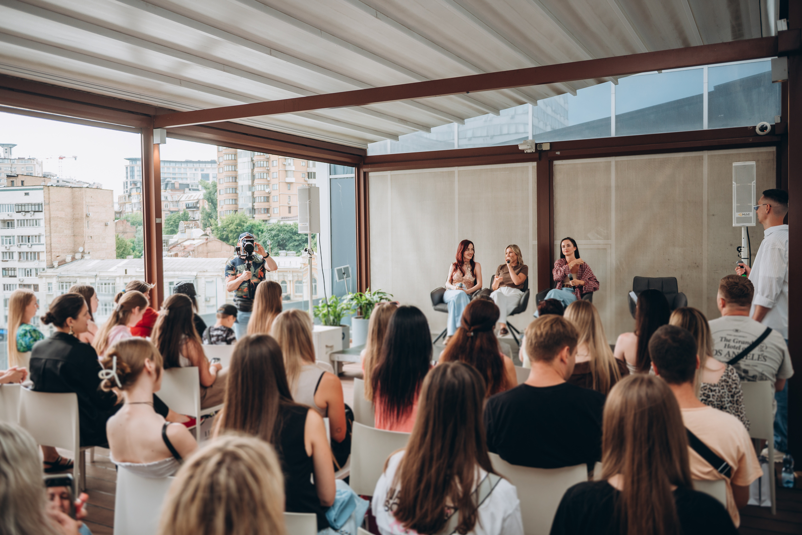 Тераса Talk з Тетяною Парфільєвою, MamaRika та Alena Omargalieva  image-99