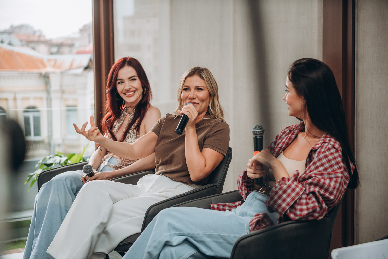 Тераса Talk з Тетяною Парфільєвою, MamaRika та Alena Omargalieva  image-107