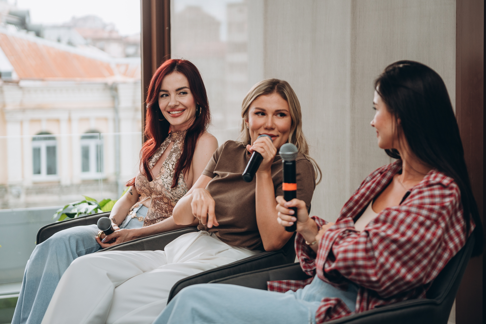 Тераса Talk з Тетяною Парфільєвою, MamaRika та Alena Omargalieva  image-116