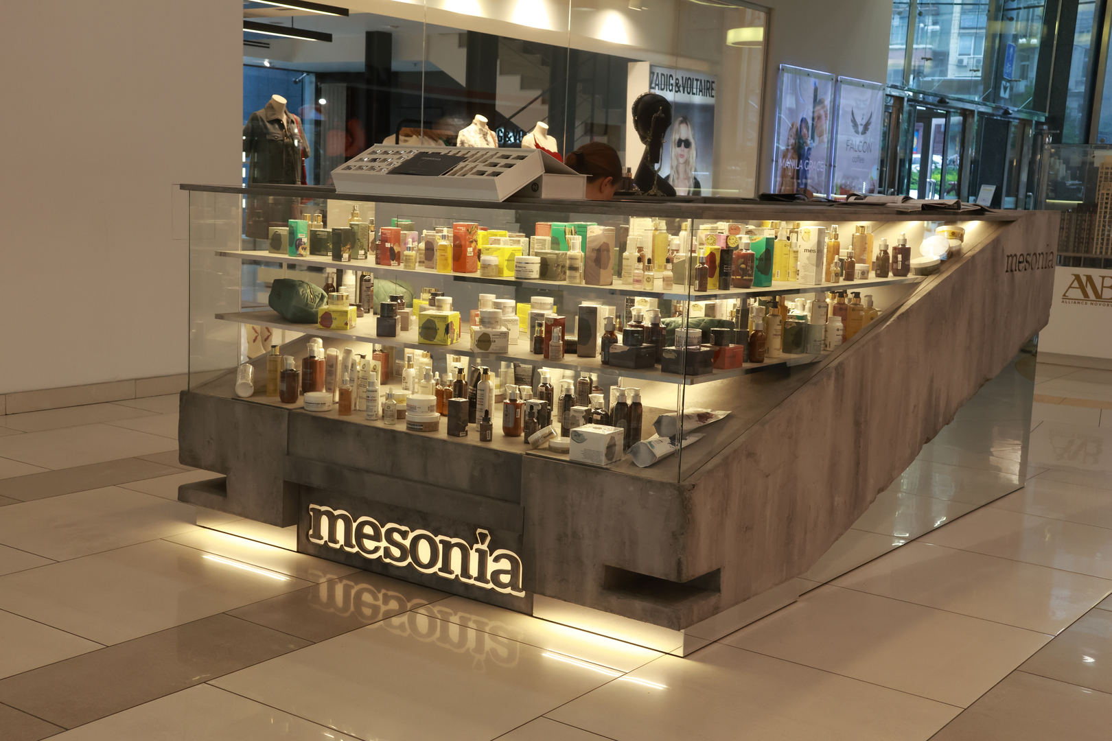 Opening of a new beauty island - Mesonia in the Gulliver shopping center! image-4