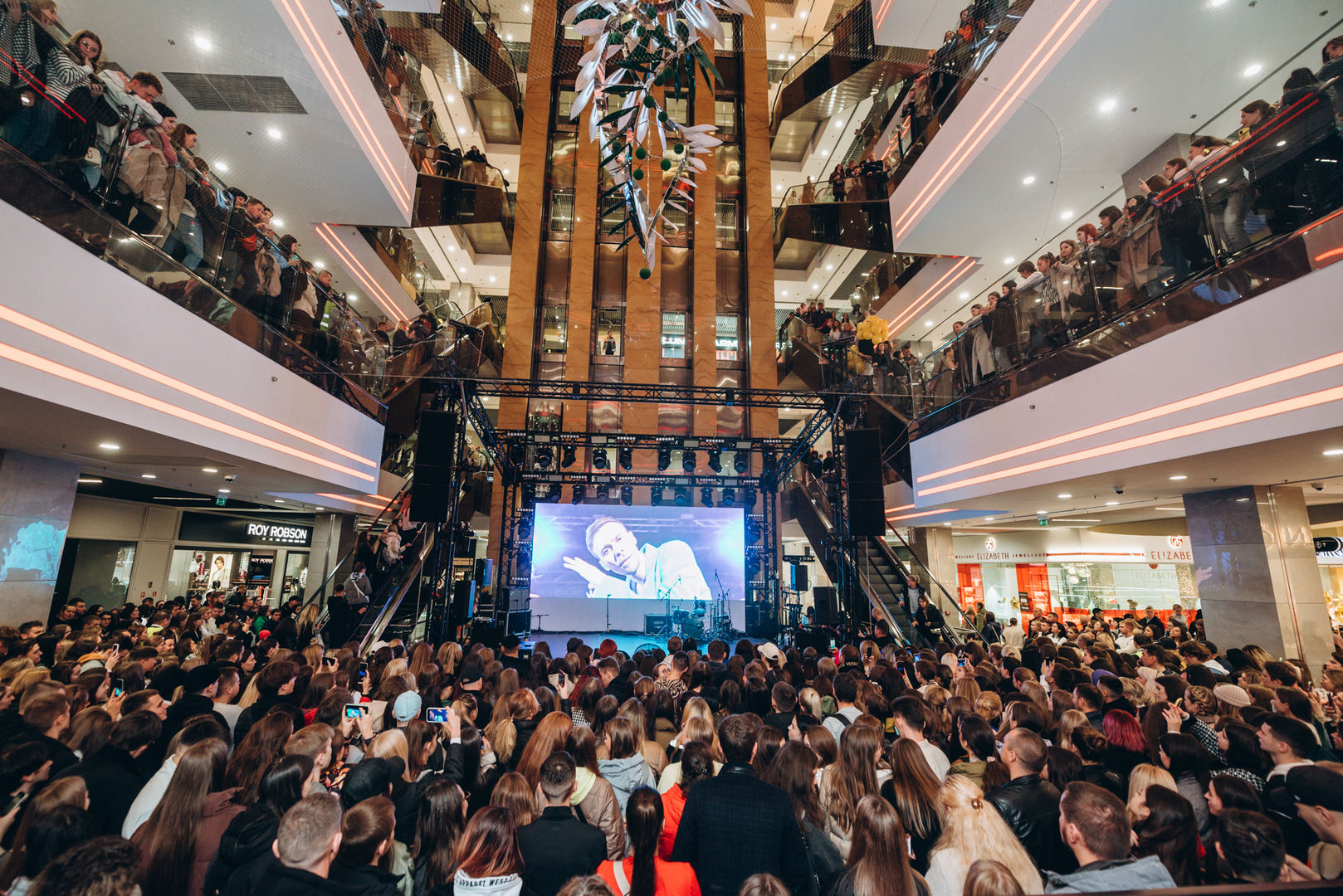  День Народження ТРЦ Gulliver 2023 (2 частина) image-349