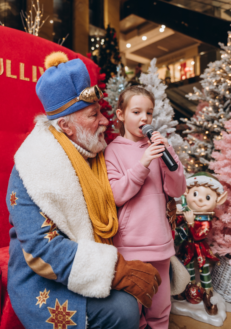 Теплі покази S Миколая в укритті image-4