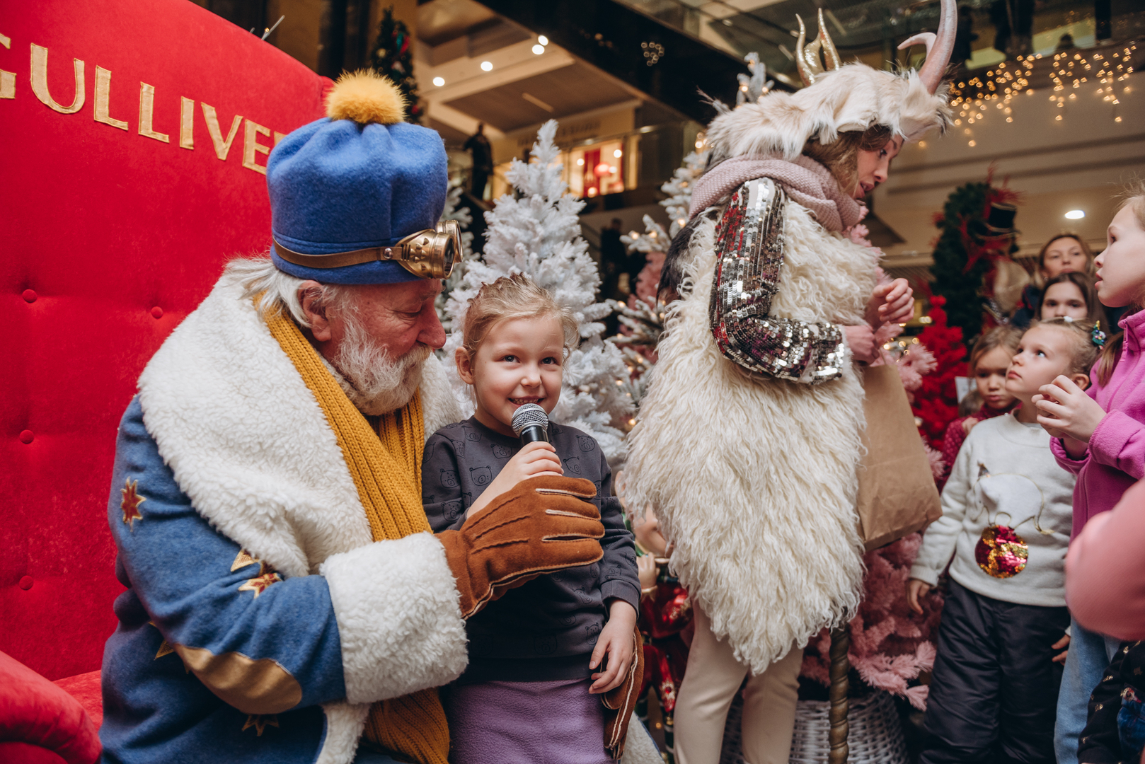 Теплі покази S Миколая в укритті image-11