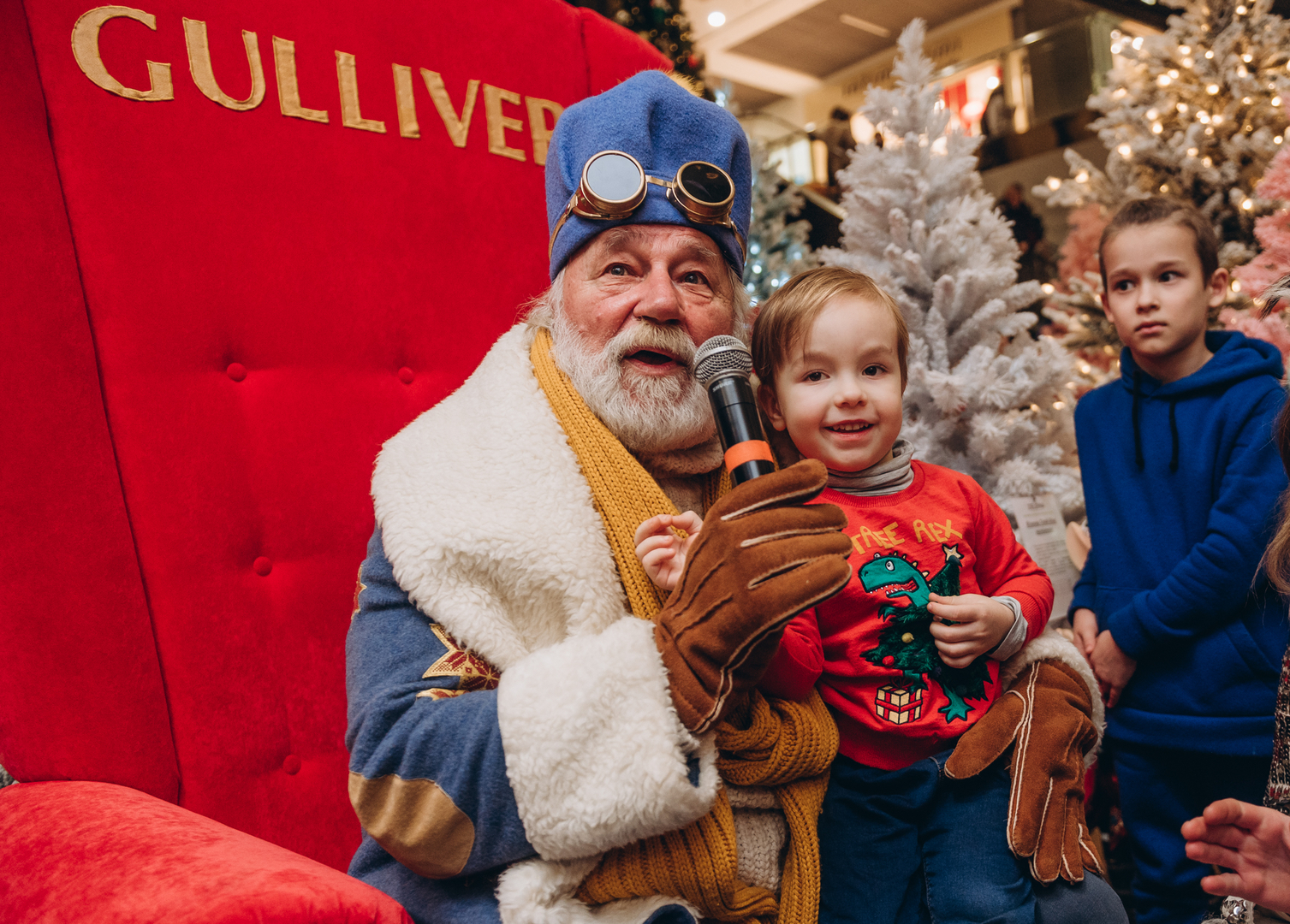 Теплі покази S Миколая в укритті image-19