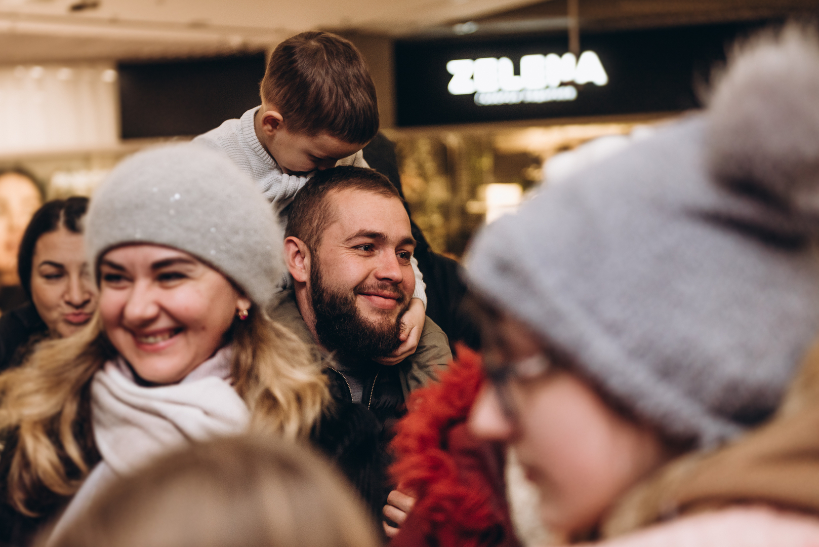 Теплі покази S Миколая в укритті image-34