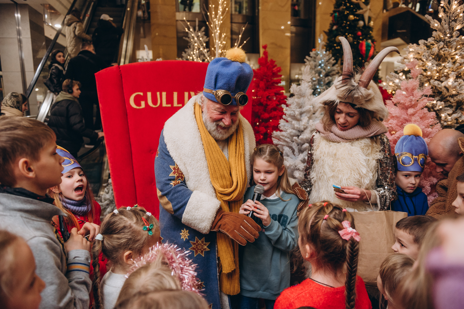 Теплі покази S Миколая в укритті image-44