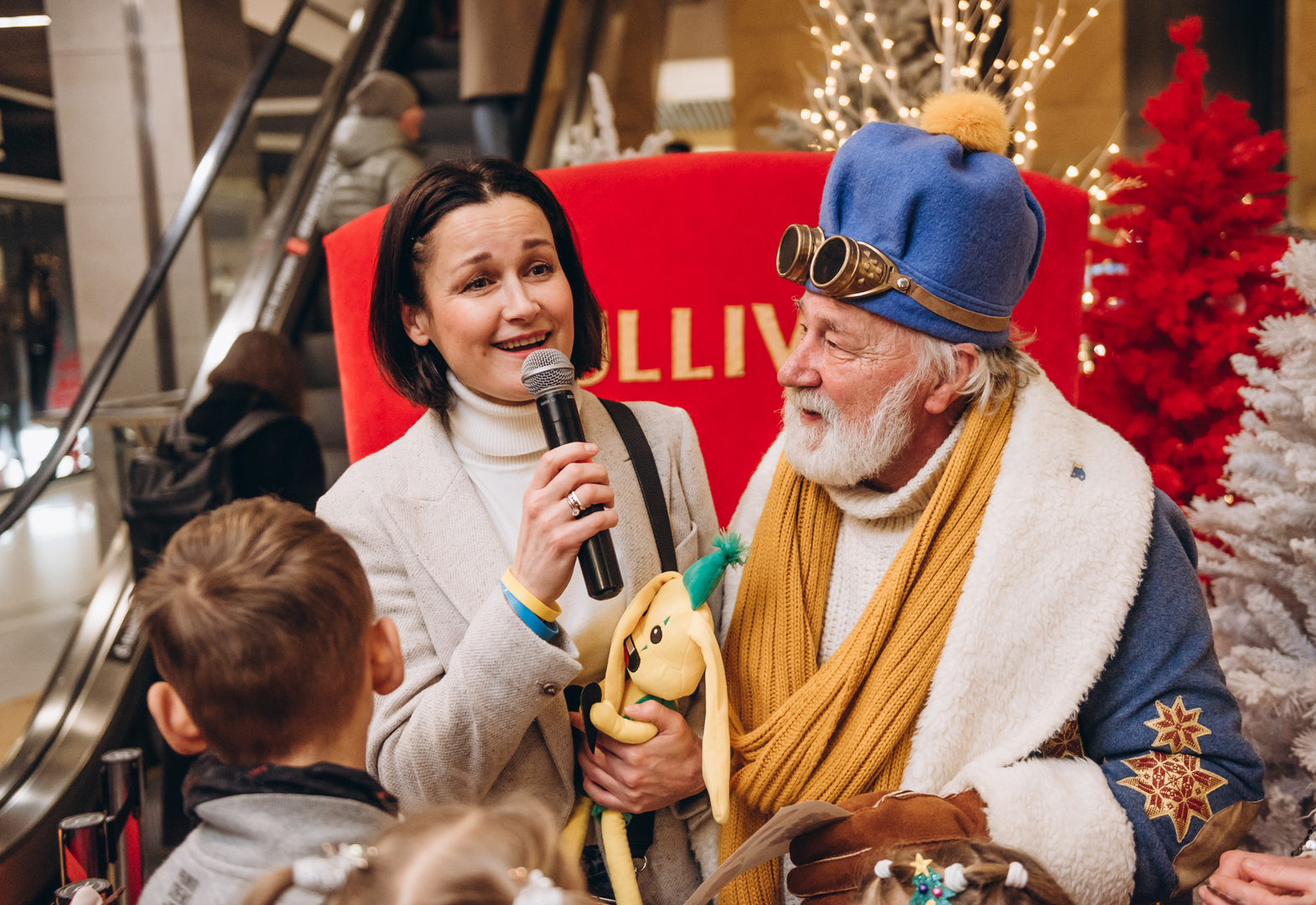 Теплі покази S Миколая в укритті image-50