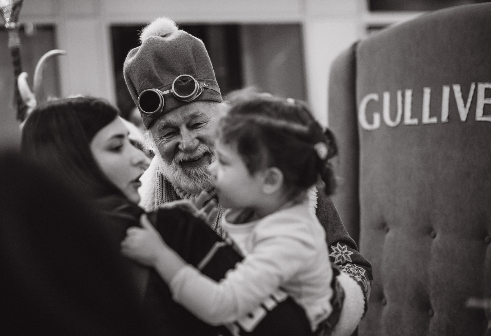 Теплі покази S Миколая в укритті image-65