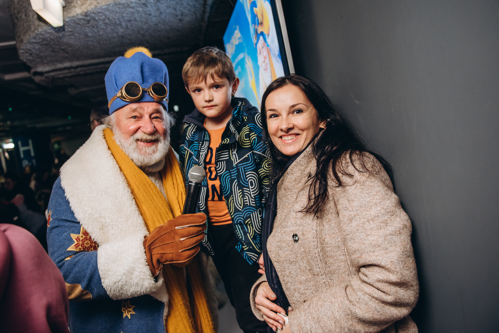 Теплі покази S Миколая в укритті image-86