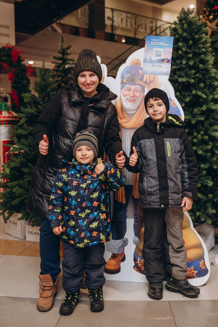 Теплі покази S Миколая в укритті image-108