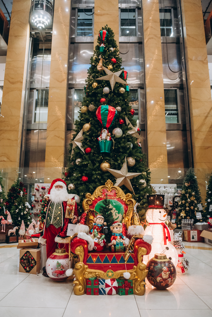 Теплі покази S Миколая в укритті image-110