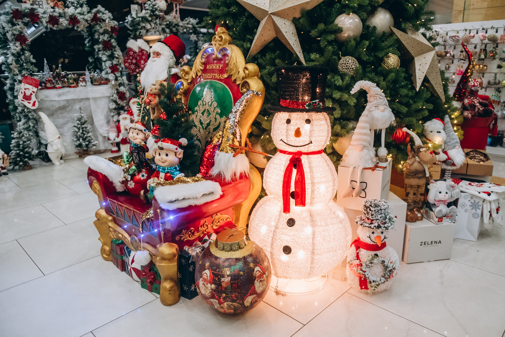 Теплі покази S Миколая в укритті image-111