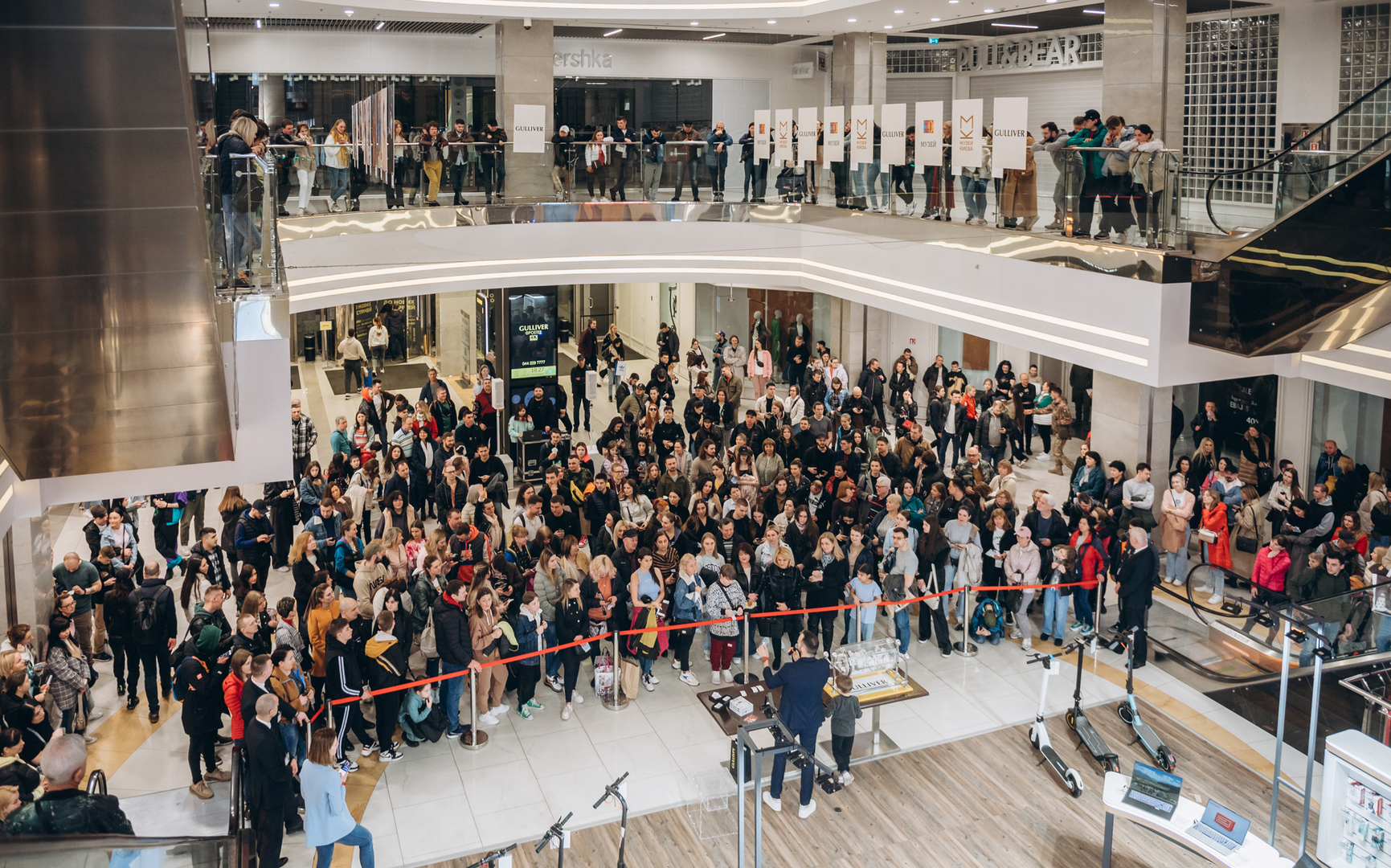 Зустрічай весну у центрі в ТРЦ Gulliver image-7