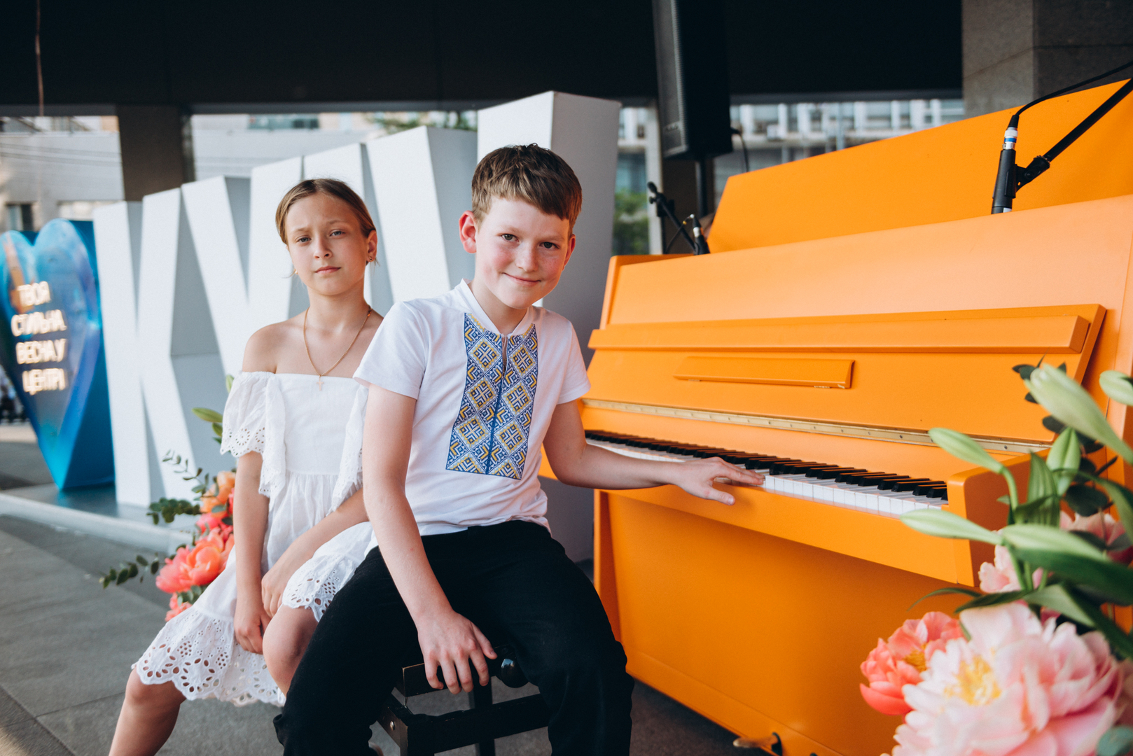 Піаніно до Дня Києва, виступ Євгена Хмари image-4