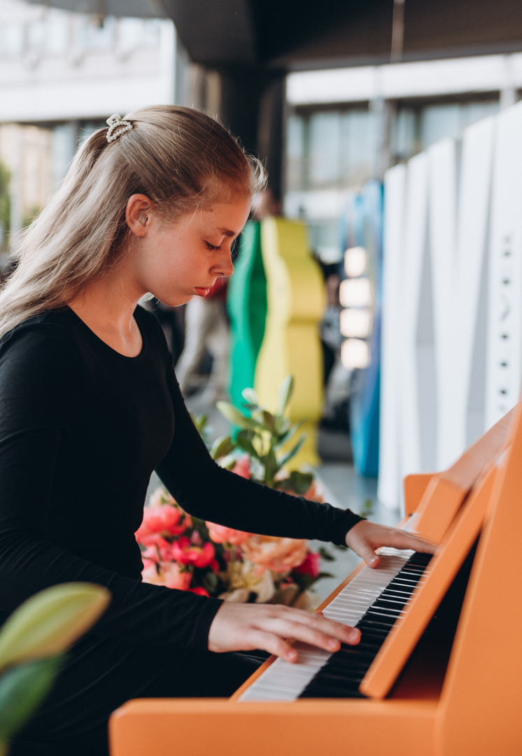 Піаніно до Дня Києва, виступ Євгена Хмари image-83