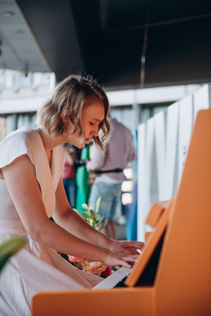 Піаніно до Дня Києва, виступ Євгена Хмари image-93