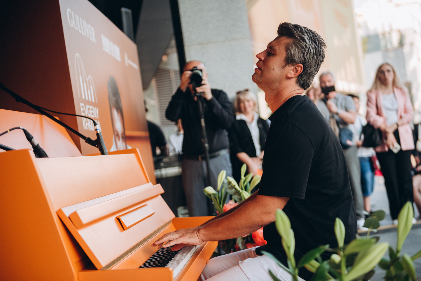 Піаніно до Дня Києва, виступ Євгена Хмари image-104