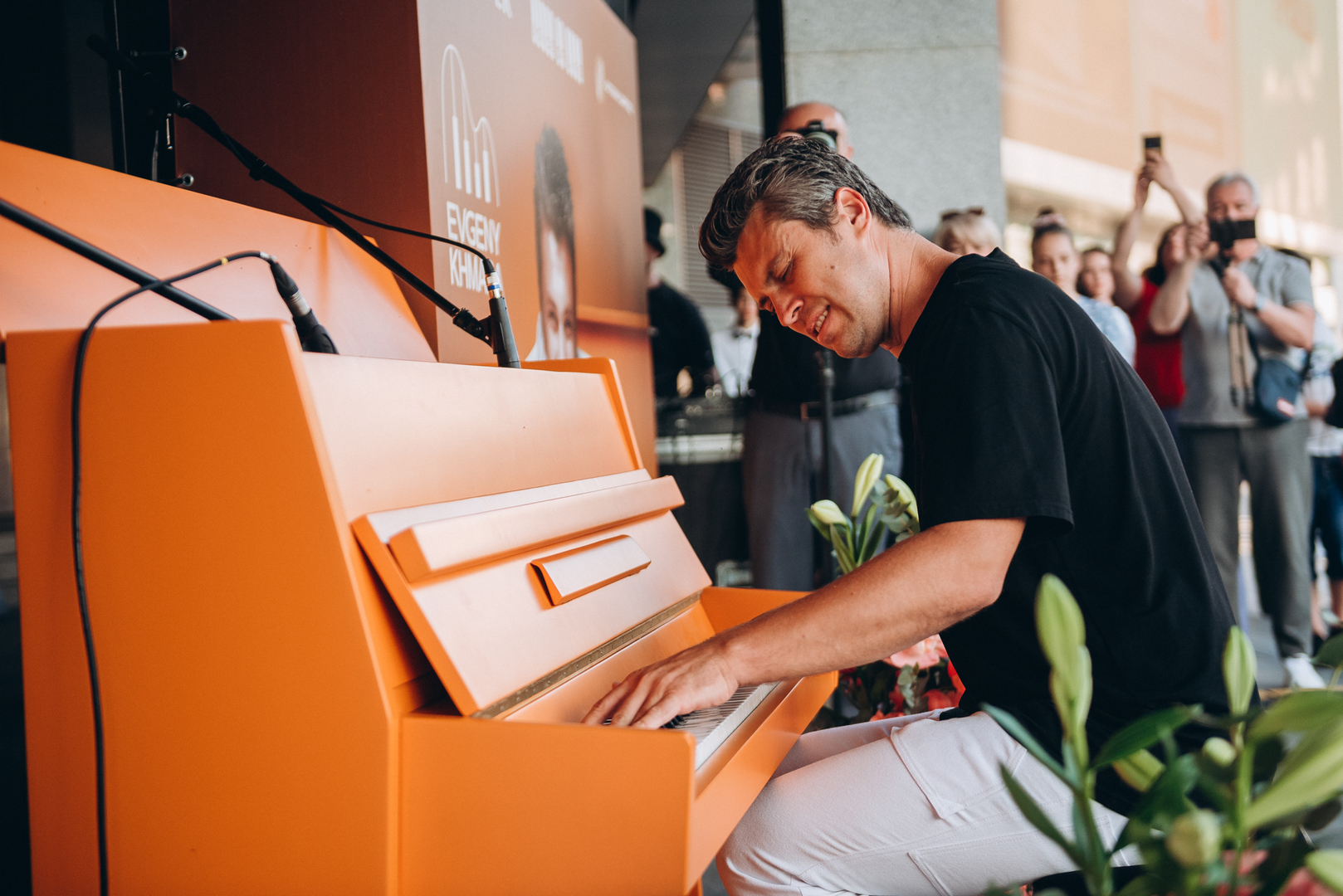 Піаніно до Дня Києва, виступ Євгена Хмари image-117