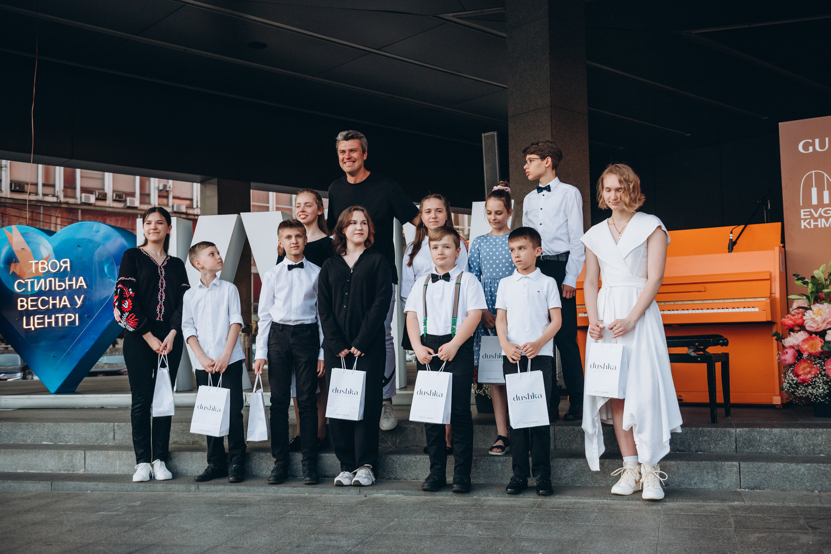 Піаніно до Дня Києва, виступ Євгена Хмари image-145