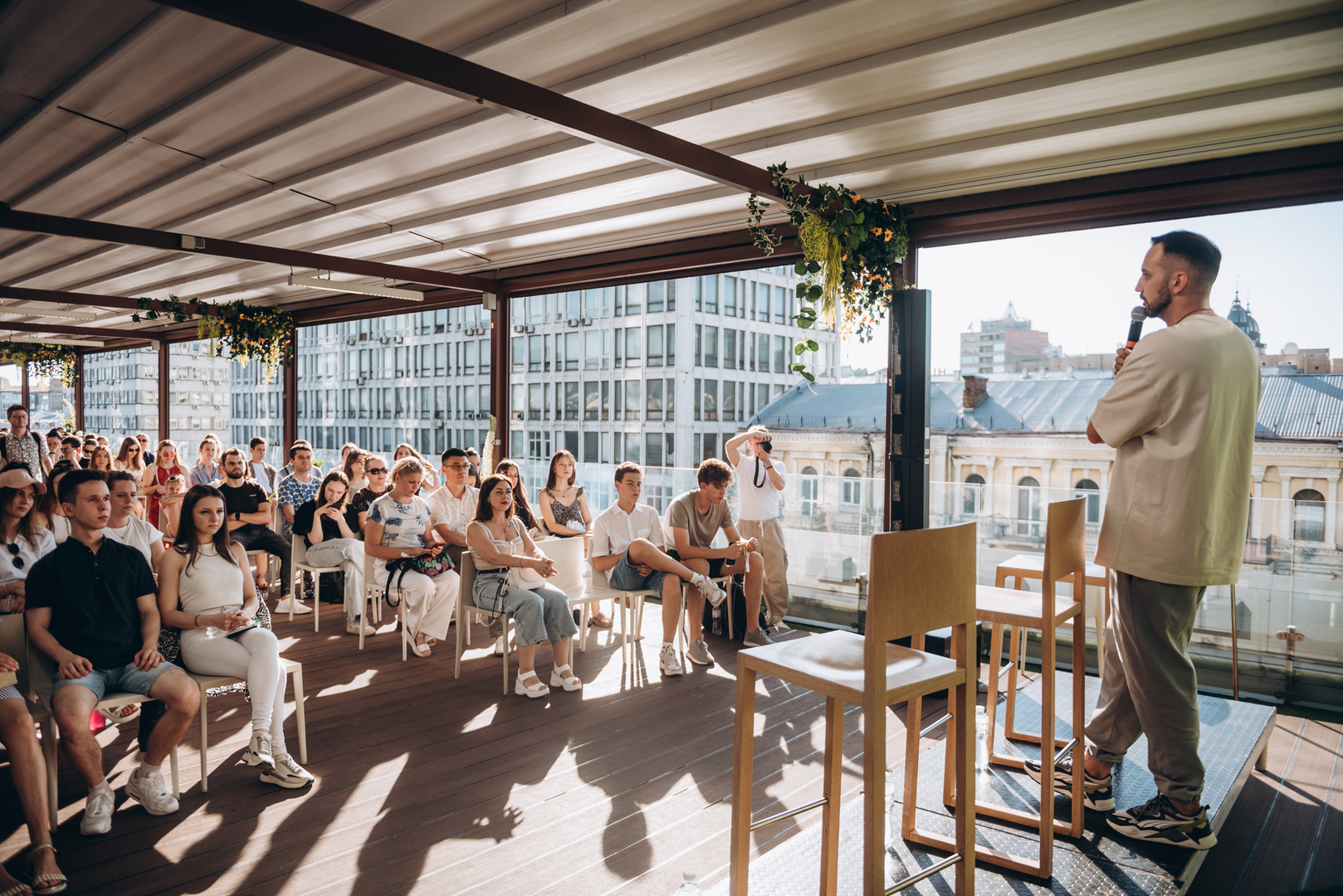 Тераса Talk про YouTuBe: Раміна Есхакзай, Антон Птушкін, Синельников Євген! image-12