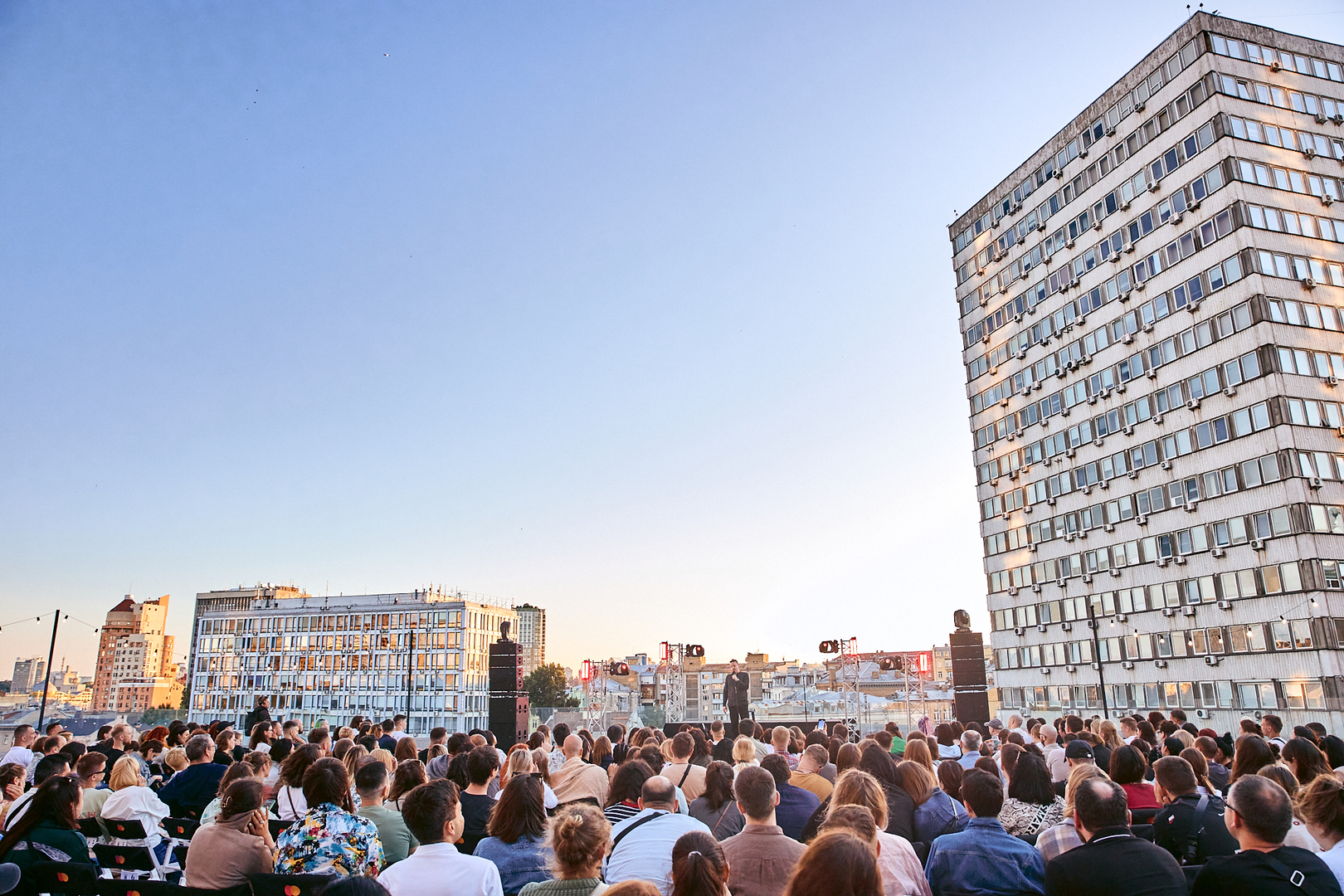 Підпільний на даху Gulliver image-224