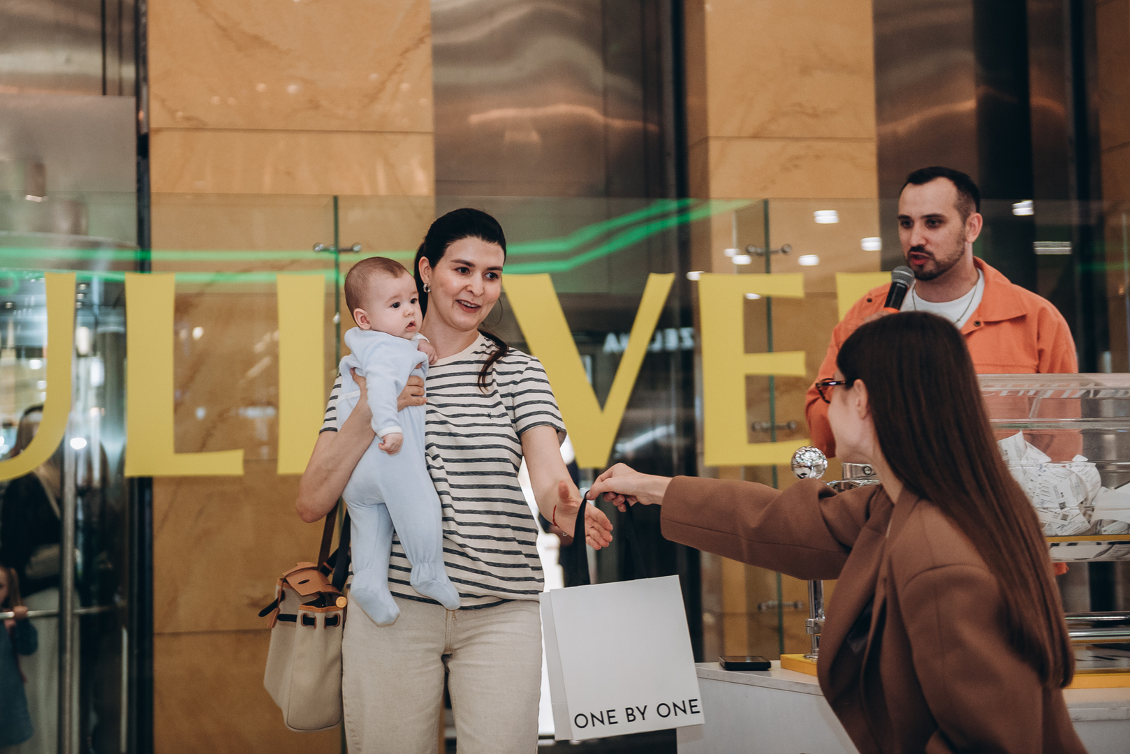 День Києва 2025 (Terasa Talk та розіграш сертифікатів One by One)  image-148