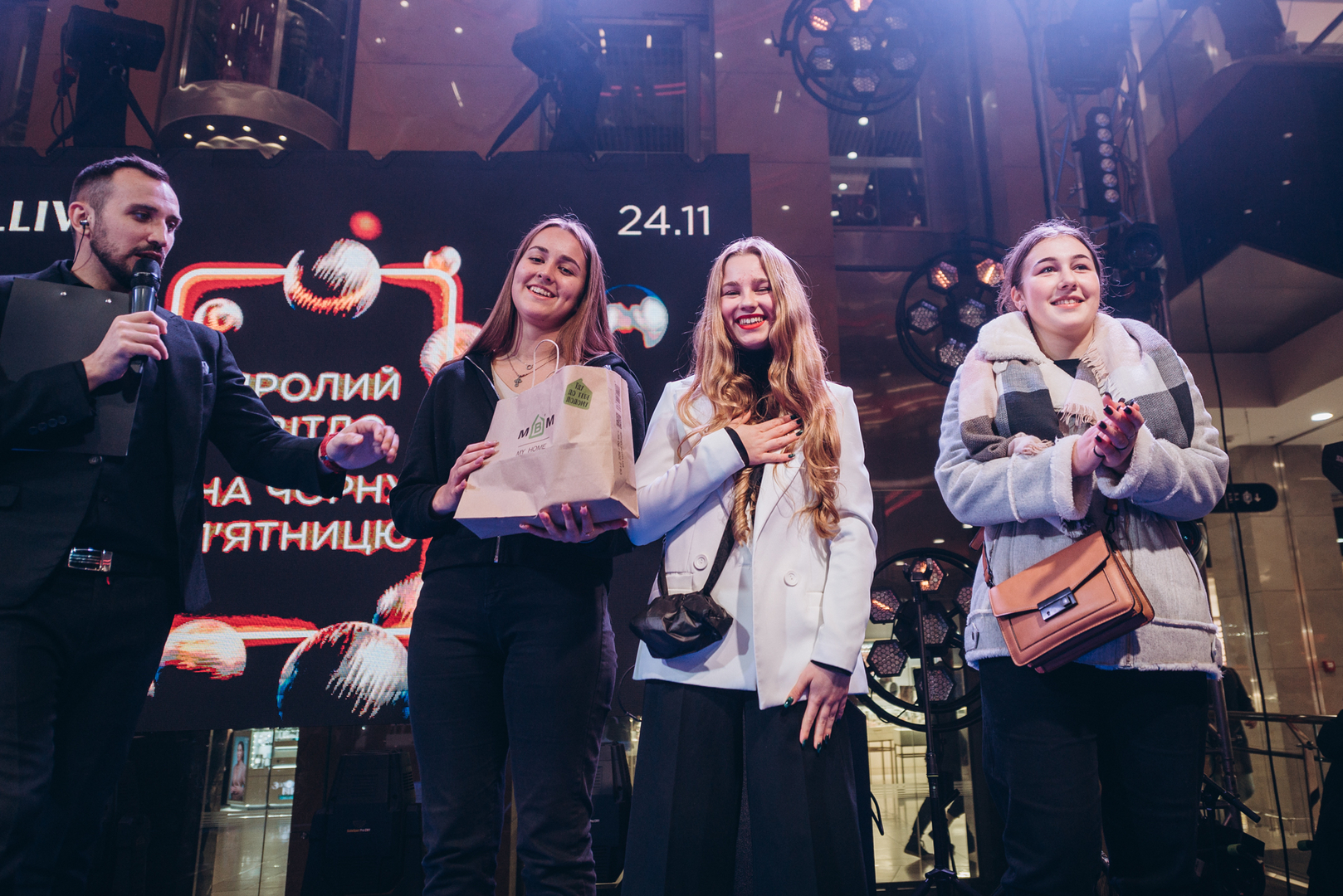  Black Friday 2023 image-303