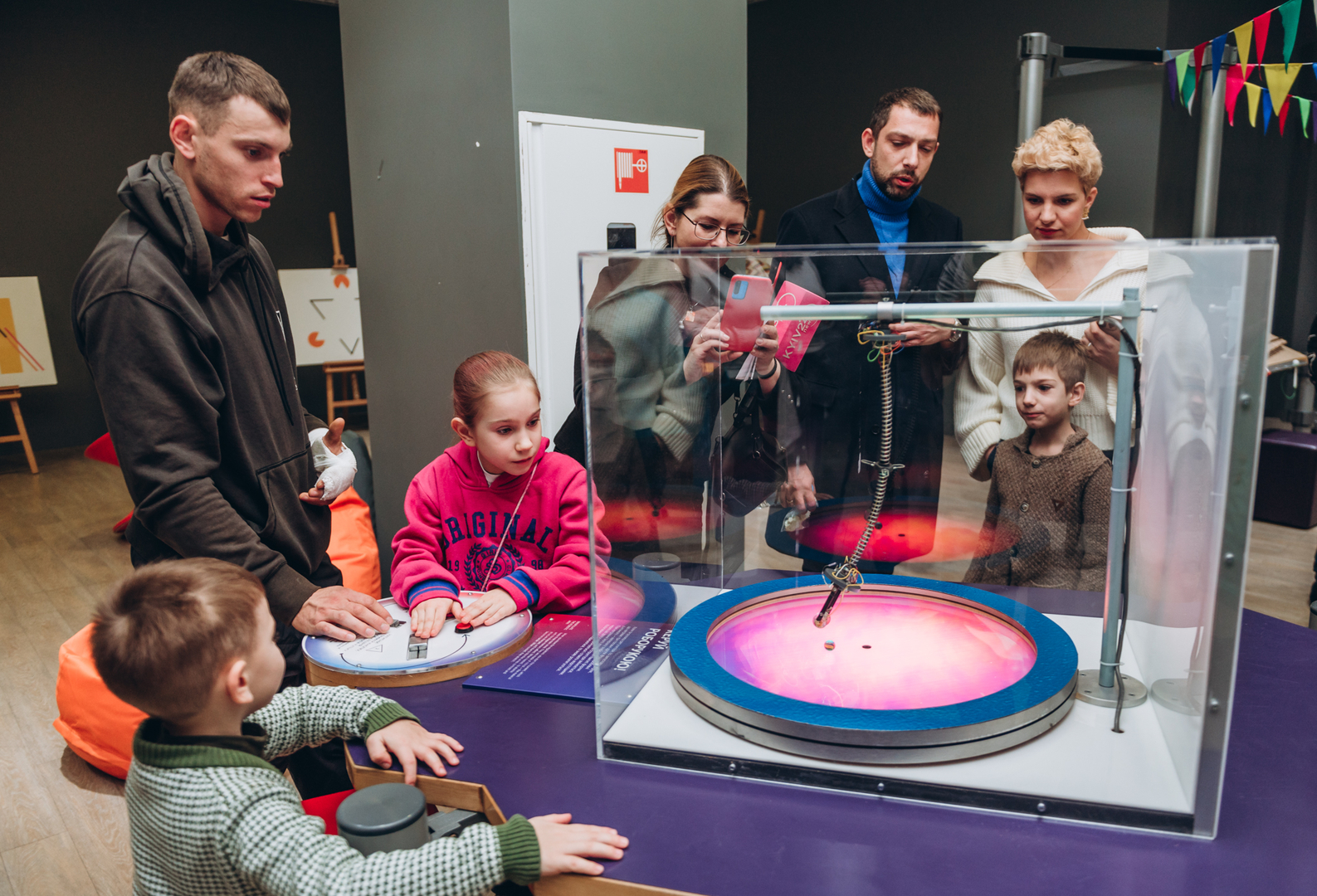 Відкриття першого в Україні наукового цирку image-15