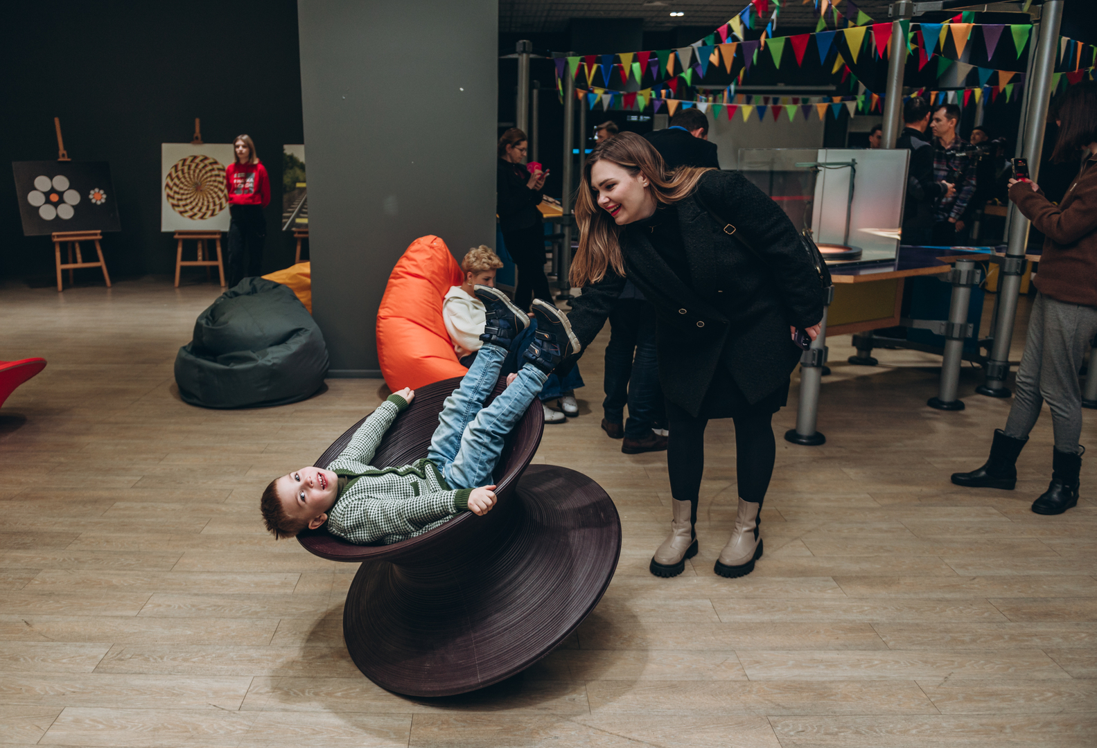 Відкриття першого в Україні наукового цирку image-41