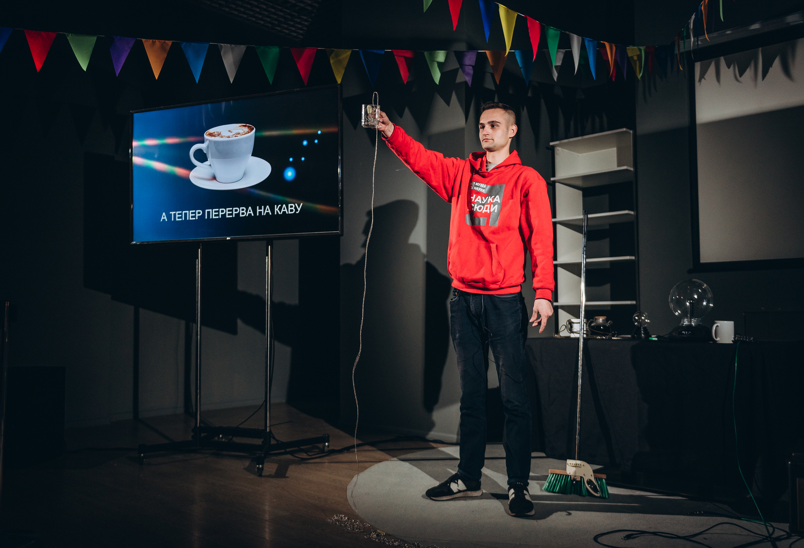 Відкриття першого в Україні наукового цирку image-72